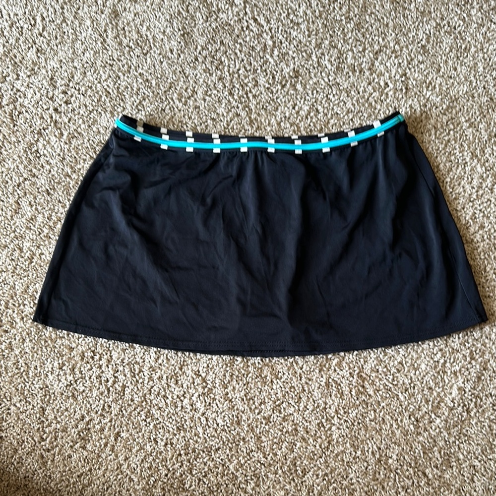 St. John’s Bat, Black Bathing Suit Bottoms w/built in Skirt w/White/Teal Accents